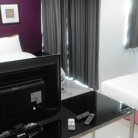 Hotel The Ztand By Airport Phuket Ban Bo Han Esterno foto