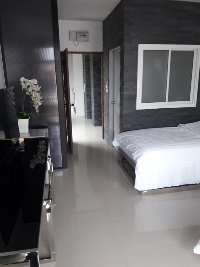 Hotel The Ztand By Airport Phuket Ban Bo Han Esterno foto