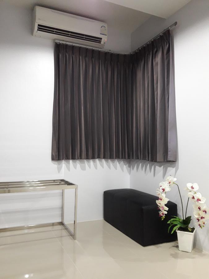 Hotel The Ztand By Airport Phuket Ban Bo Han Esterno foto