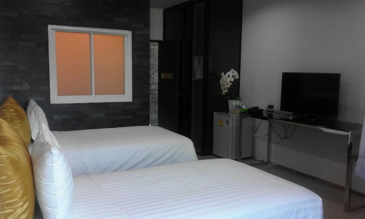 Hotel The Ztand By Airport Phuket Ban Bo Han Esterno foto