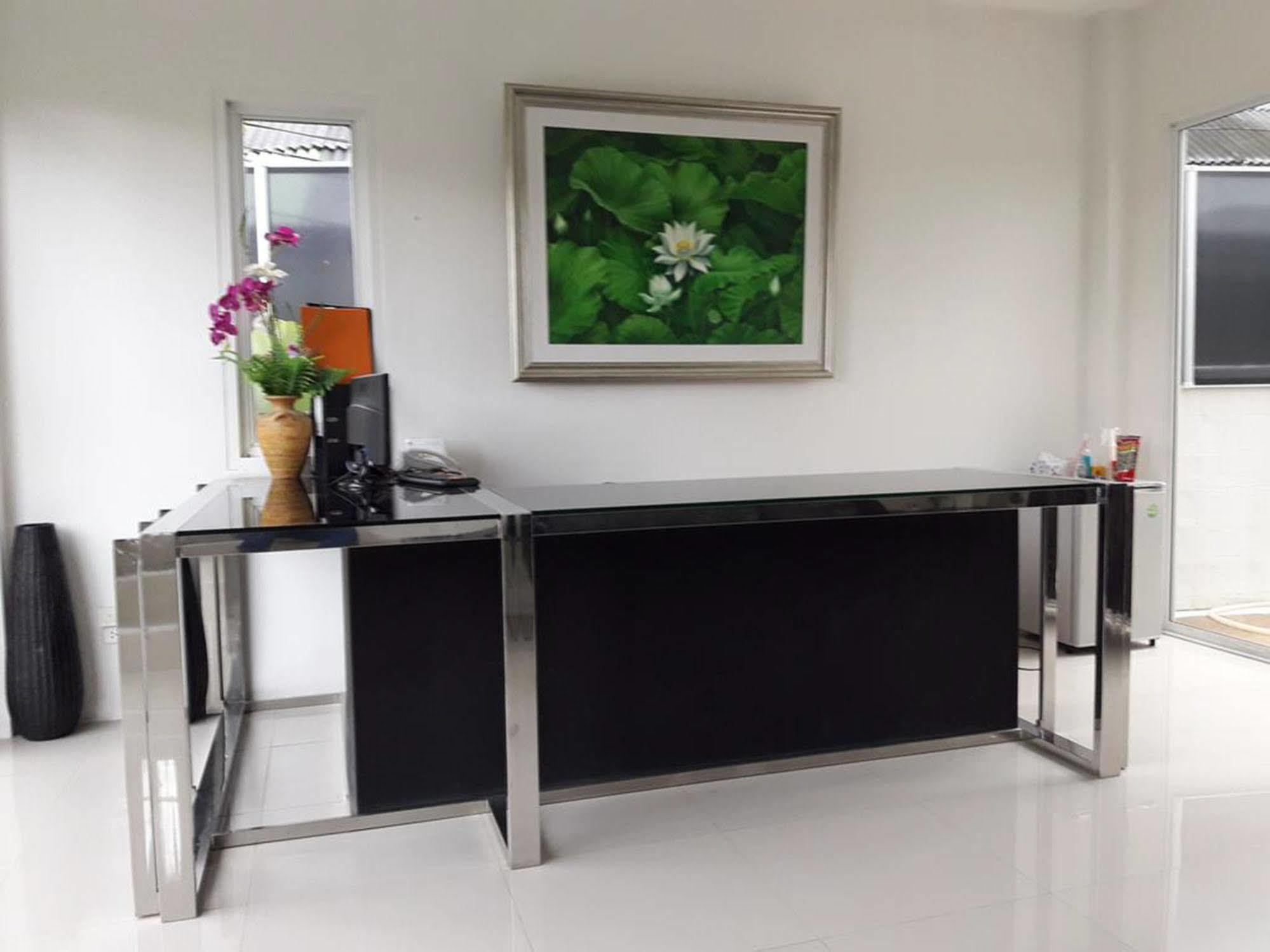 Hotel The Ztand By Airport Phuket Ban Bo Han Esterno foto