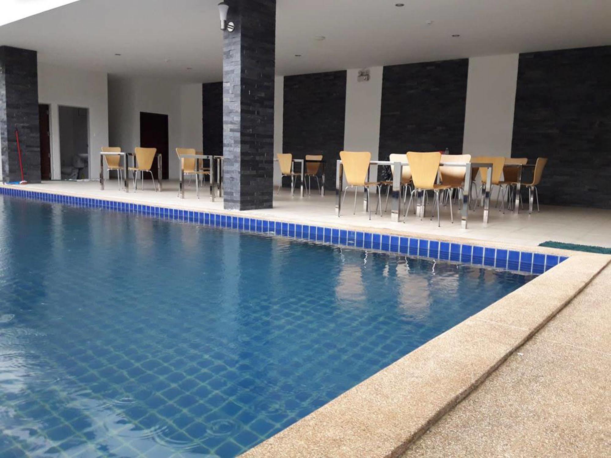 Hotel The Ztand By Airport Phuket Ban Bo Han Esterno foto